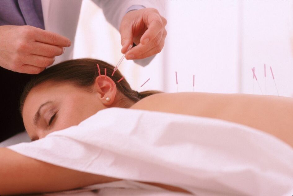 ACUPUNCTURURE AN ACUPUNCTURURE MAT CERVICAL OsteOchondros